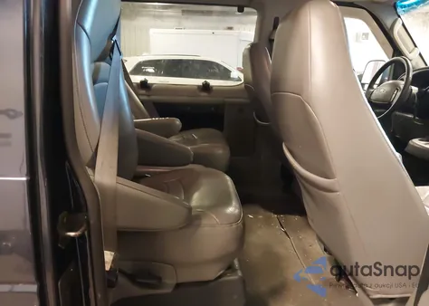 2003 Ford E-150 Chateau/Xl/Xlt from USA, damaged, VIN 1FMRE11L23HB24005